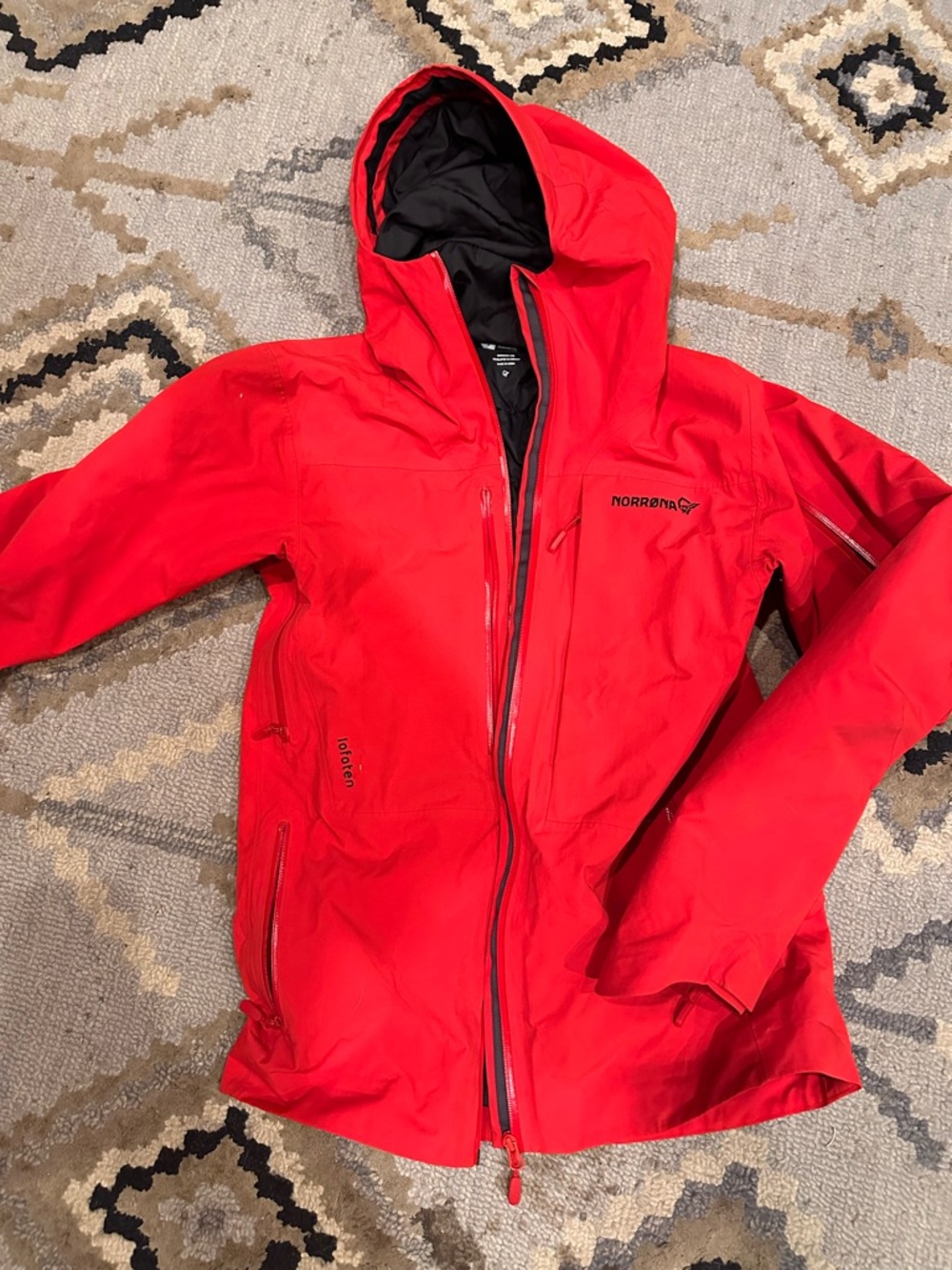 Norrøna Lofoten technical adult ski Jacket size S- the best for real skiers